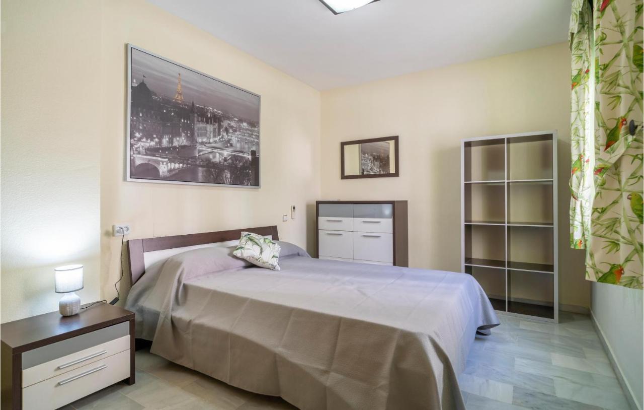 3 Bedroom Stunning Home In ตอร์เรเดลมาร์ ภายนอก รูปภาพ